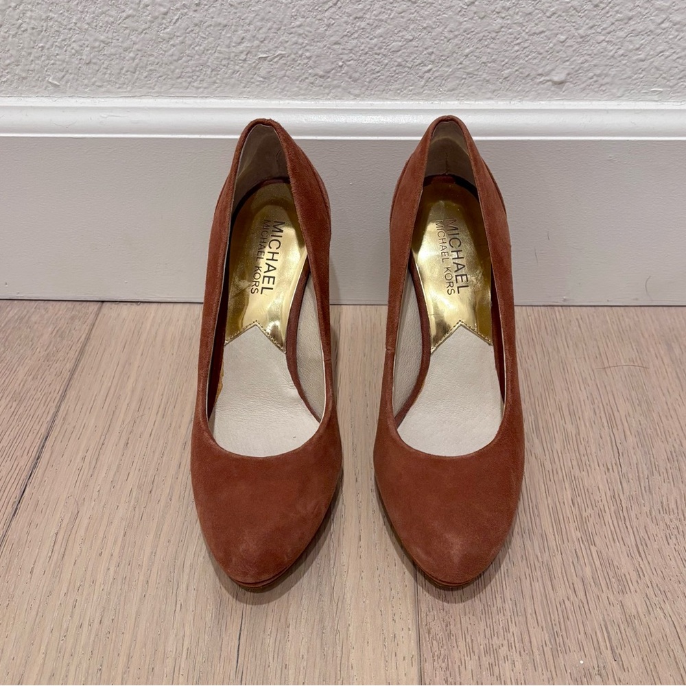 Michael Michael Kors Dorthy Flex Pointed Toe Women's Terracotta Suede Heels 5.5